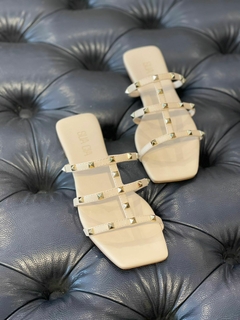 Rasteira Sua Cia Areia Spikes - comprar online
