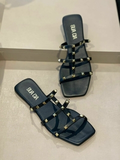 Rasteira Sua Cia Preto Spikes - comprar online