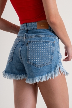 Short Jolie en internet