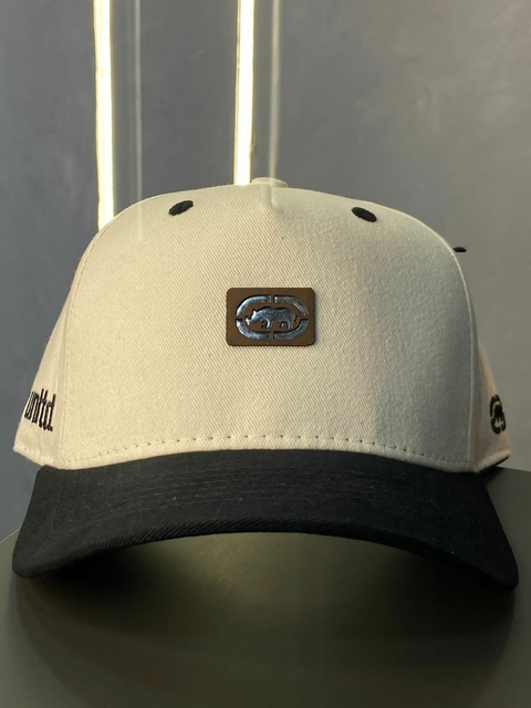 Boné eckō mini logo ( off White )