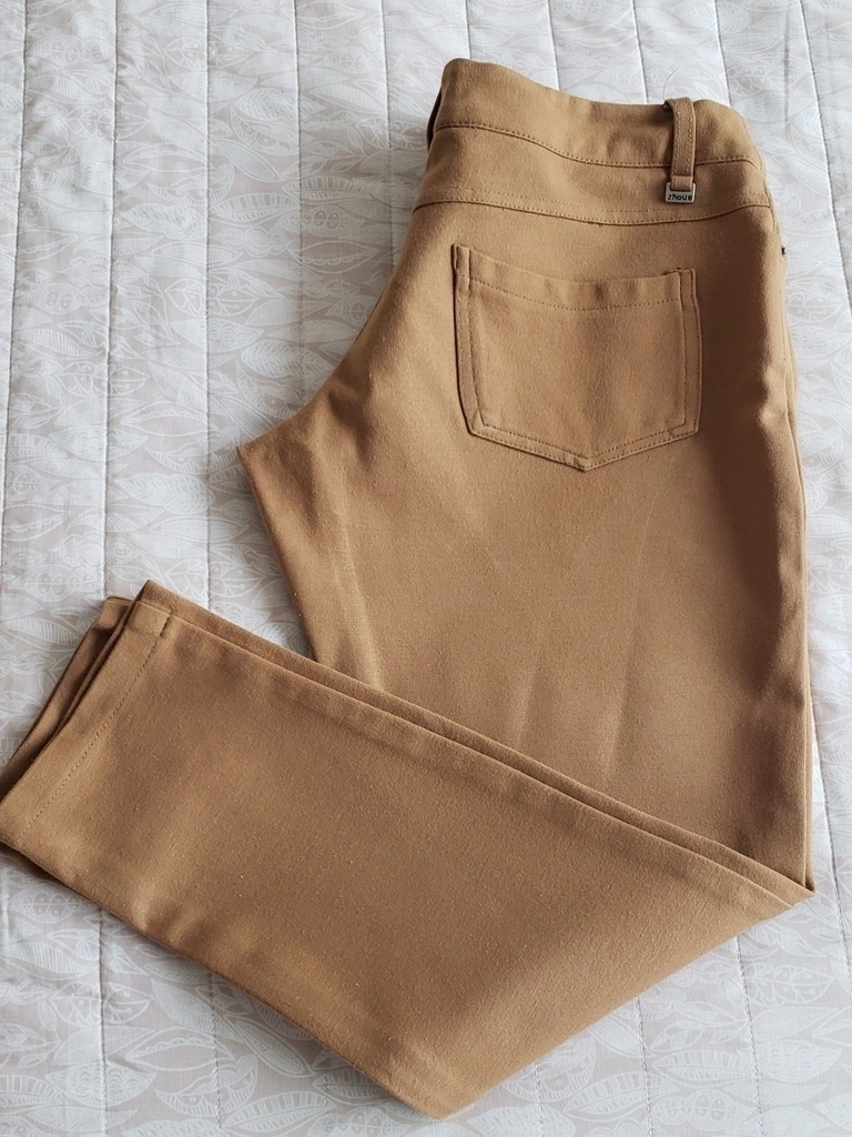 Pantalón calza ZHOUE