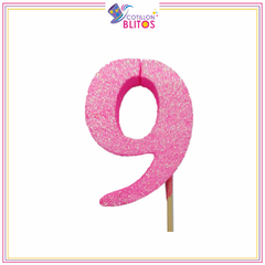 Pinche numero grande gibreado 8,5cm con palito de brochet x5 COD.570 - Cotillon Blitos