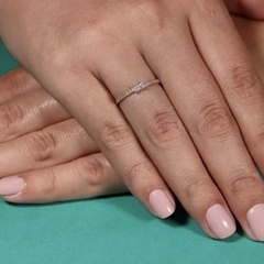 Anel aparador em zirconias (cor opcional) - comprar online