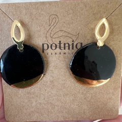 Brinco redondo preto com ouro/ prata e ouro - comprar online