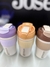 Vaso de café con banda en internet