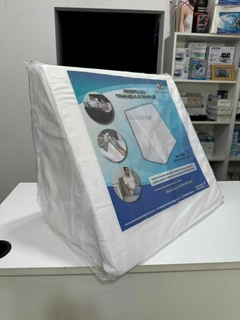 ALMOHADON TRIANGULO