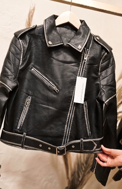 Campera Eco Cuero Sara - LaRopaMasLinda