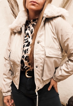 Bomber •Impermeable• Sofia en internet