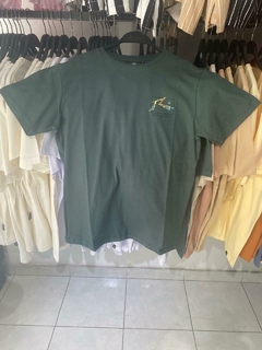 REMERA RUSTY