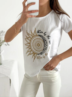 REMERA LUNA