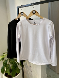 REMERA COLISEO