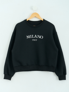 BUZO MILANO en internet