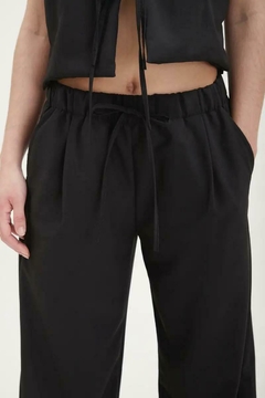 PANTALÓN NICOLE en internet