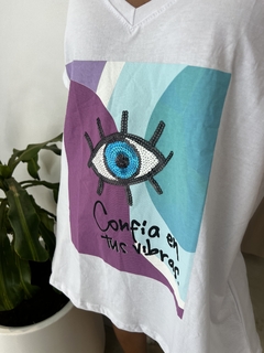 REMERA CONFIA EN TUS VIBRAS - comprar online