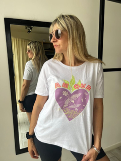 REMERA AMOUR - Viva