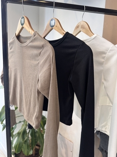 REMERA BRETA - comprar online