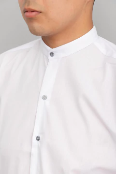 Camisa slim fit lisa cuello mao - comprar online