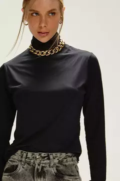 BLUSA MILA PRETA na internet