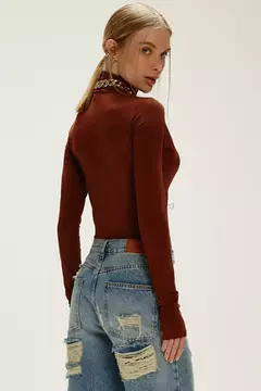 Imagem do BLUSA MILA MARROM