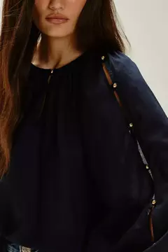 BLUSA NADINE MARINHO na internet