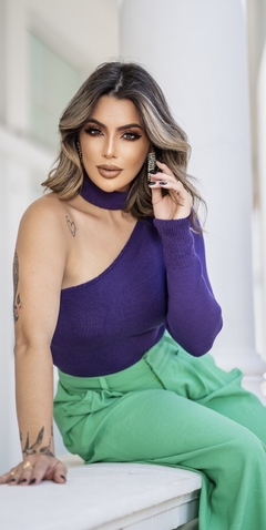 Blusa Alessandra Roxa na internet