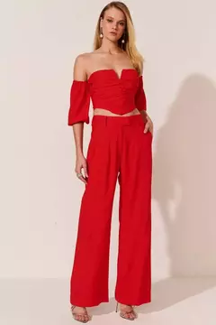 Corselet Ingrid Vermelho na internet
