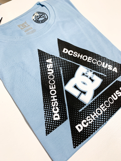 REMERA DC RADIATE - comprar online