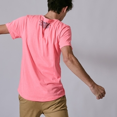 REMERA A+ DONATTO INSC. DORSO en internet