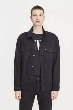 CAMPERA DE JEAN LEVIS NEGRA