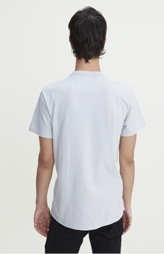REMERA LEVI’S LIGHT BLUE - comprar online