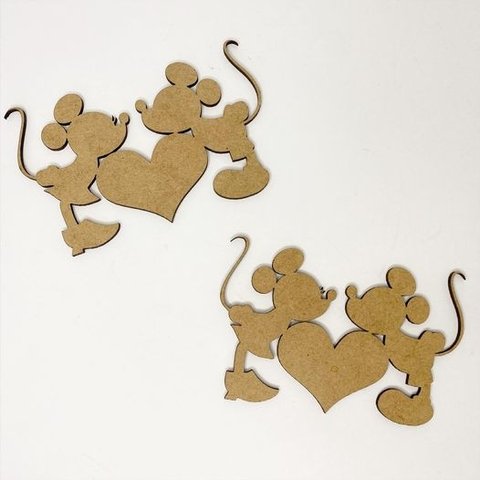Aplique decorativo Mickey e Minnie
