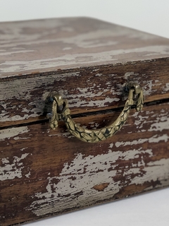 Caja Inglesa decapada en internet
