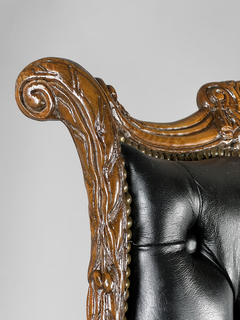 Sillón Alemán en madera de roble y cuero. Siglo XIX