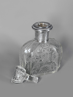 Botellón en cristal tallado Francés y cuello en metal plateado - Mayflower