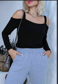 Calça Moletom - PEÇA ÚNICA  MODA FITNESS