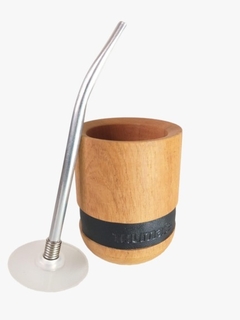 Mate de algarrobo con bombilla extractora