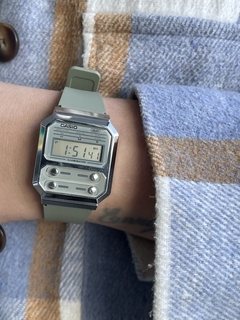 Casio vintage oliva - Titanium