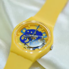 Swatch Amarillo-Azul - Titanium
