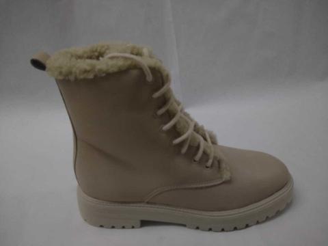Bota Feminina Lia Line Coturno Forrada Couro 2121 Bege