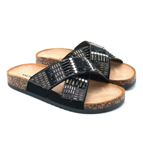 sandalia buzios con canutillos y piedras anca & co