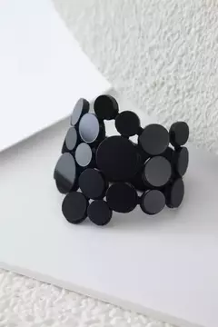BRAZALETE ABSTRACTION ACRYLIC ASIMÉTRICO - NEGRO - comprar online