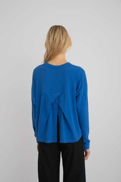 REMERA CRUCE en internet