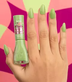 Esmalte Devendo e Luxando Aí Que Mora o Perigo Dailus 8ml na internet