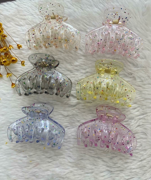 PIRANHA MEDIA GLITTER