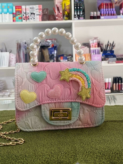BOLSA INFANTIL TRANSVERSAL COM ALÇA DE CORRENTE