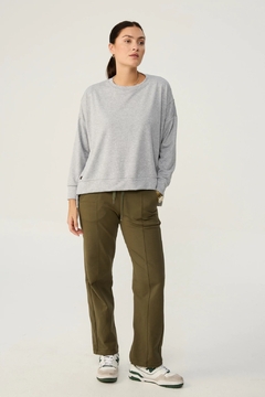 Buzo Delhi- Gris - comprar online