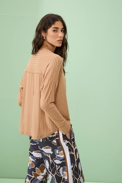 Remera M/L Alice- Camel - comprar online