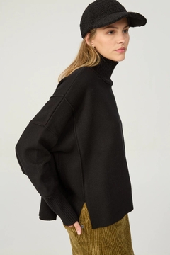 SWEATER POLERÓN LUCIA- NEGRO - comprar online
