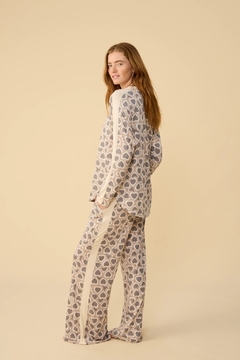 PIJAMA ALMA- CRUDO - comprar online