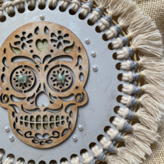 Calavera Fondo Gris celeston en internet